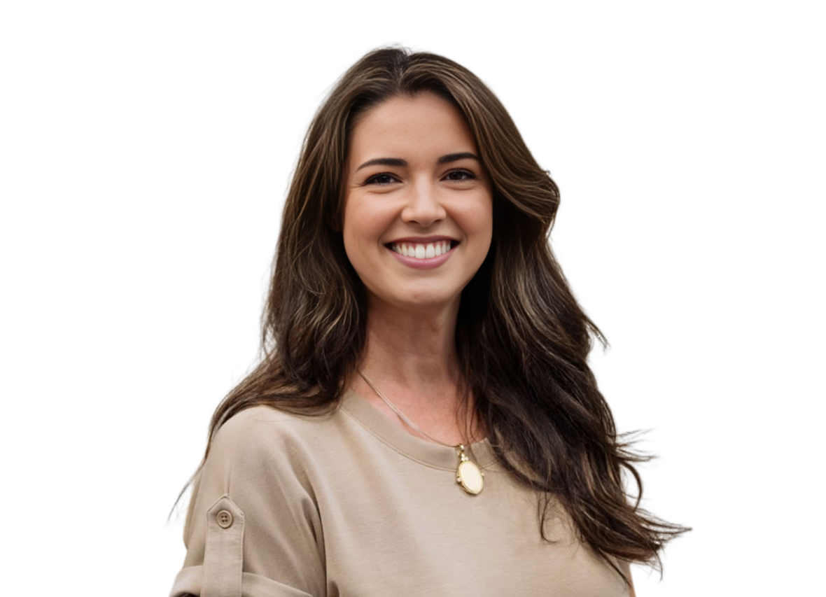 Caitlin Headshot Q2f25